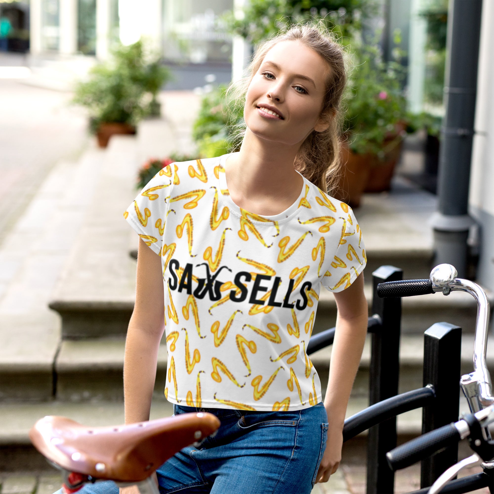 SAX SELLS SAXY SHIRT – NBITB